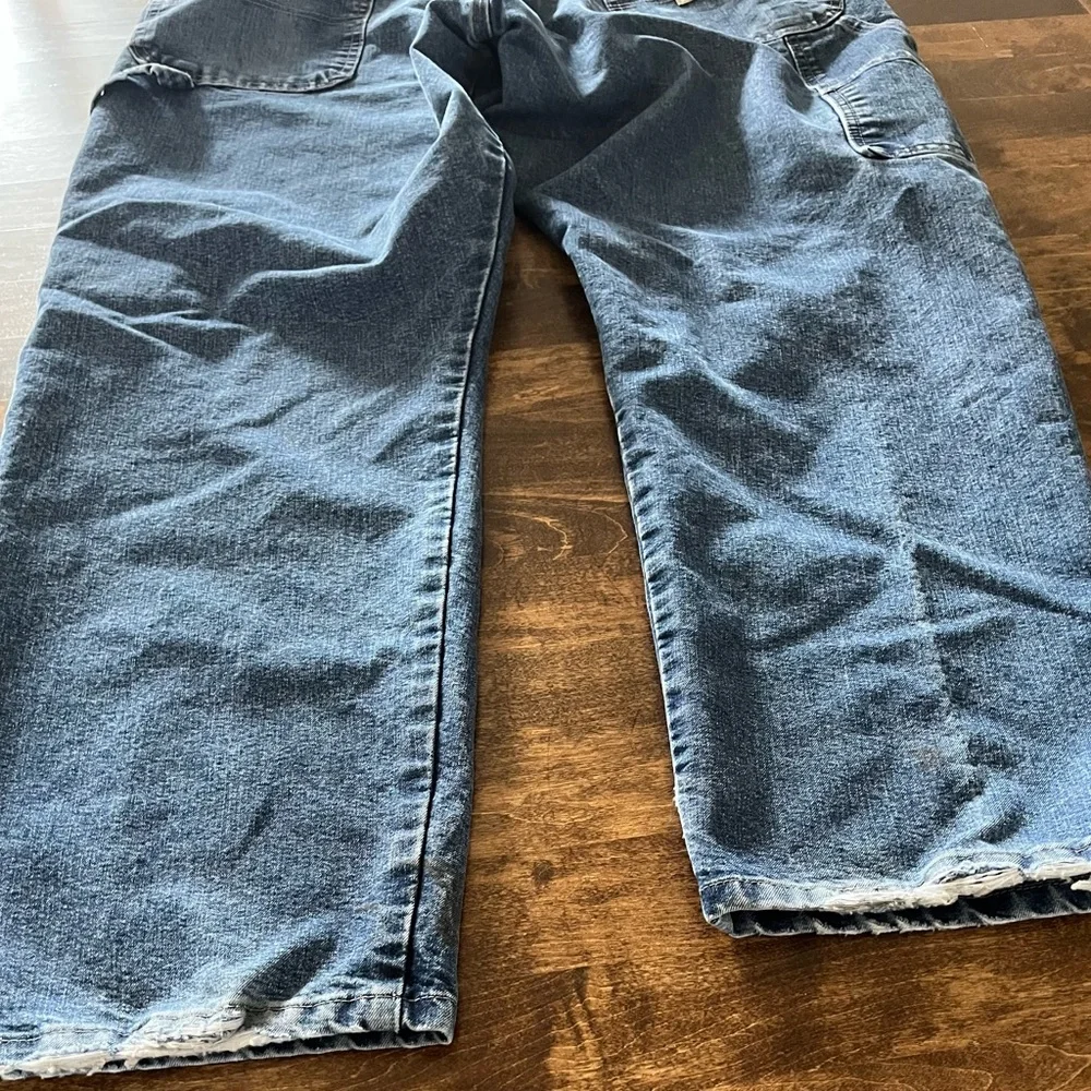Wrangler Men's Relaxed carpenter Jeans in Classic Blue